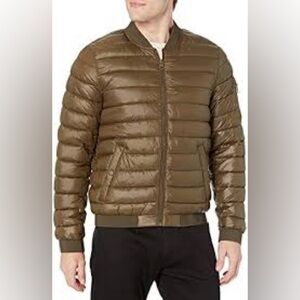 Guess Lightweight Puffer Bomber Jacket – Olive Green – Men’s Size XL